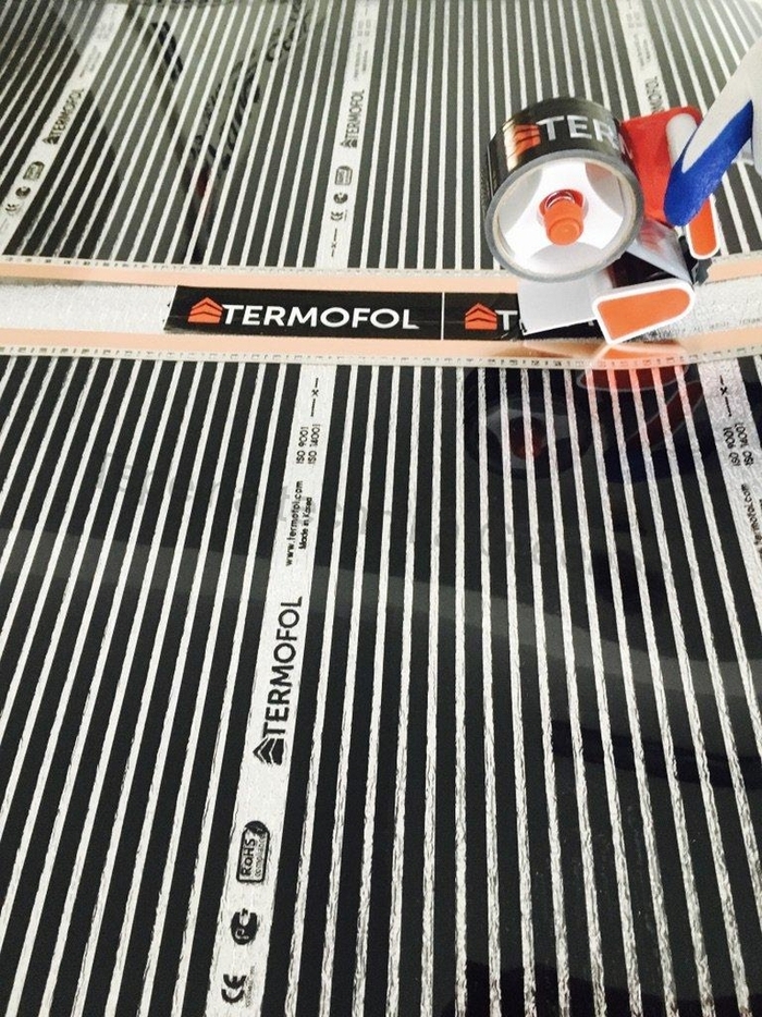 Lepící páska Termofol